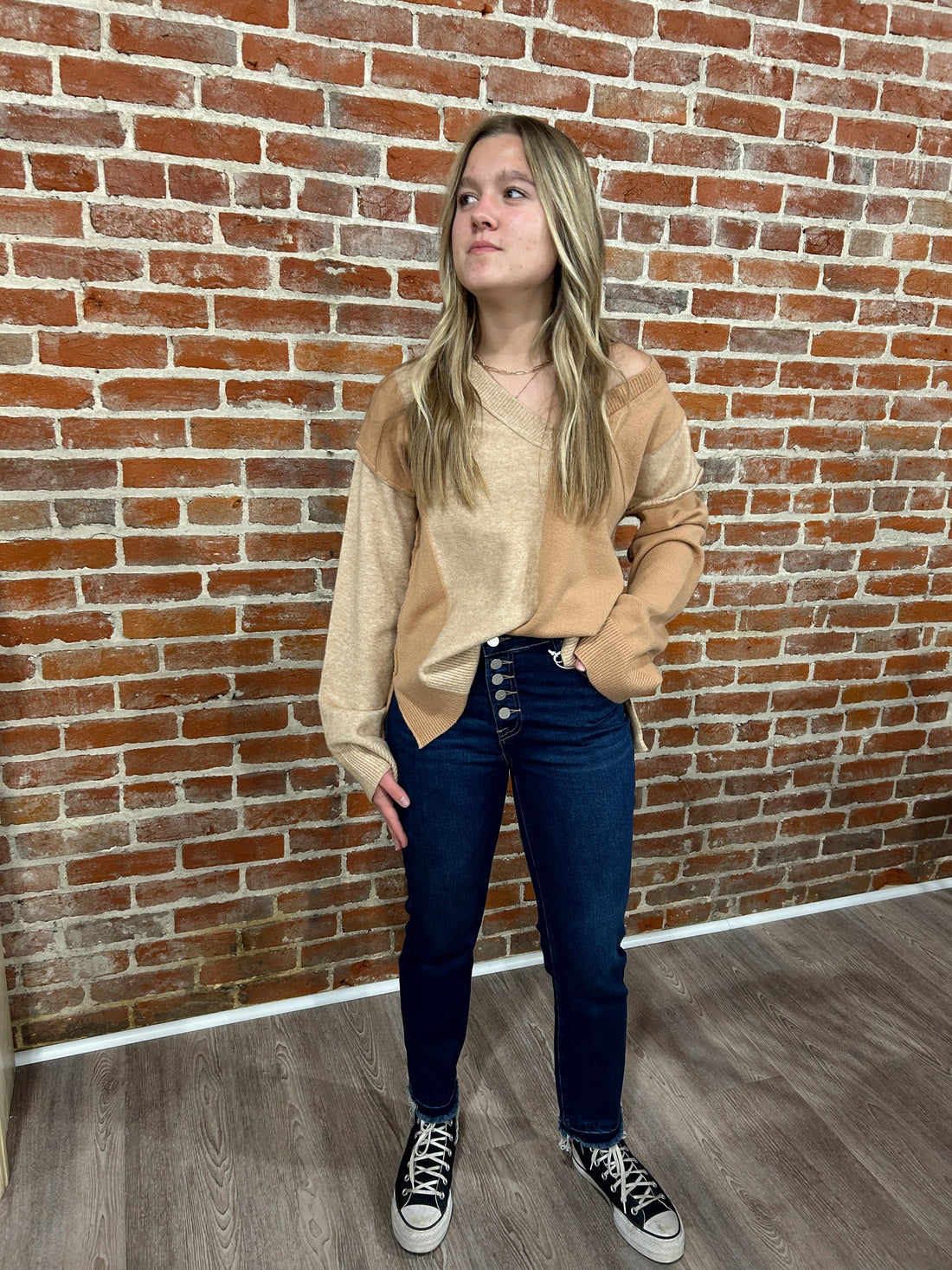 Victoria Cross Over Jeans