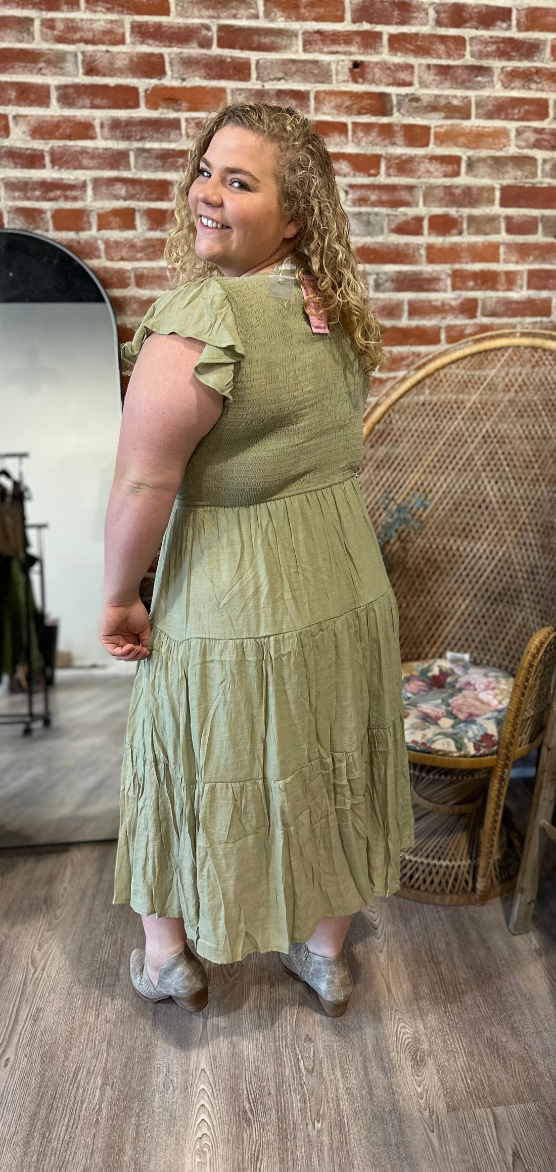 Kelsey Curvy Dress, Light Olive