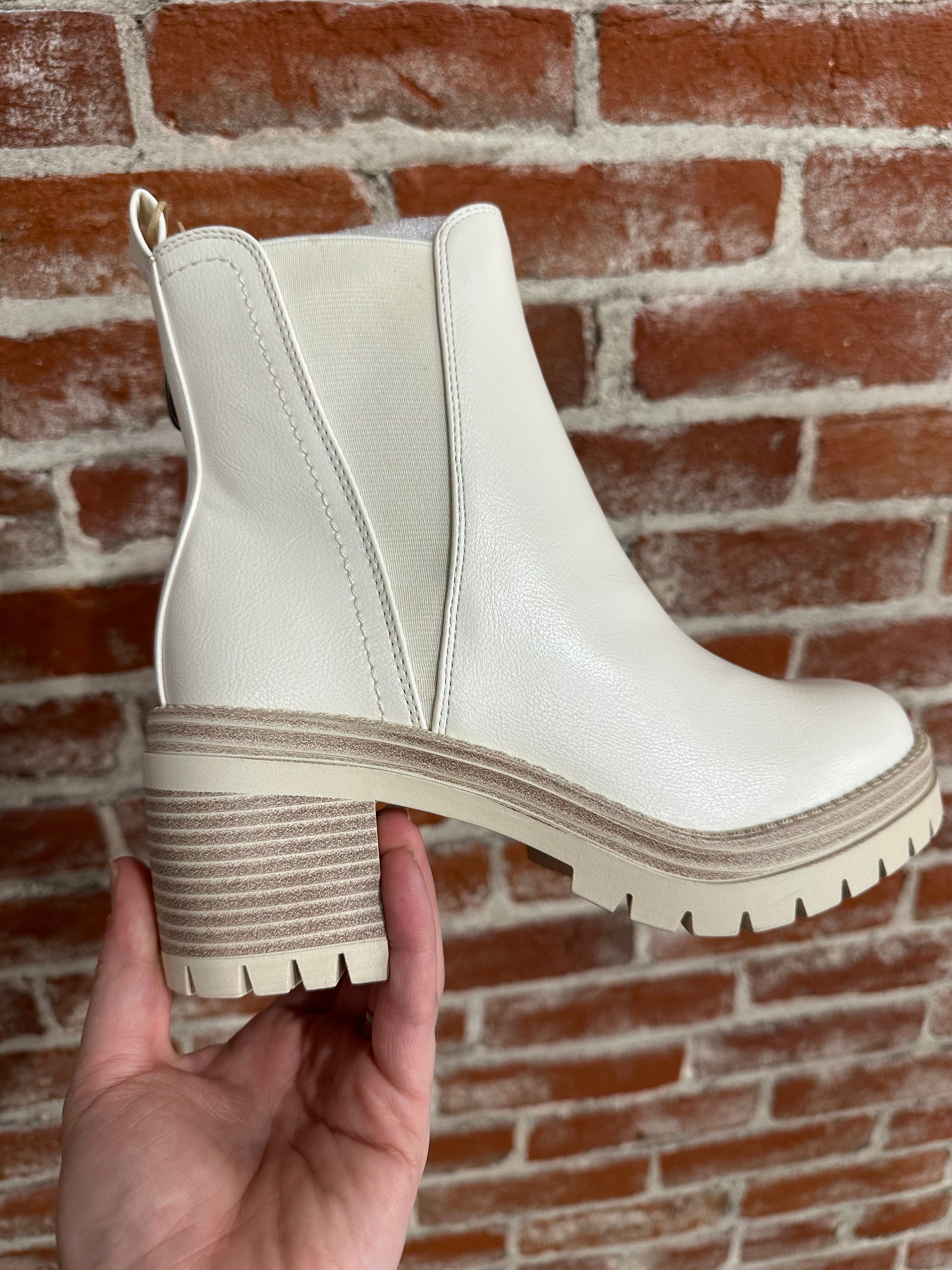 MIA- Adea Bone Boot