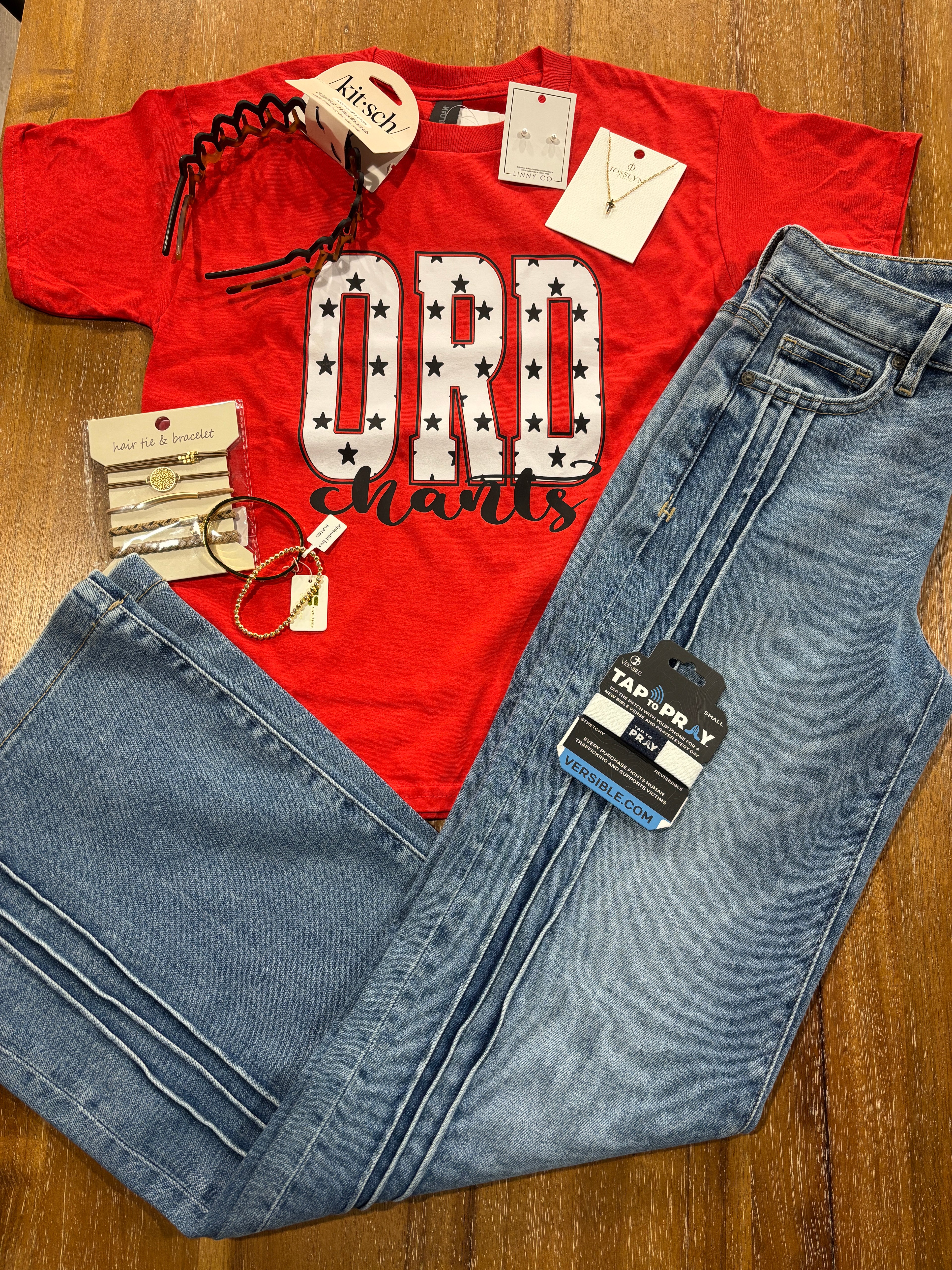 Chant Tee-Star Font