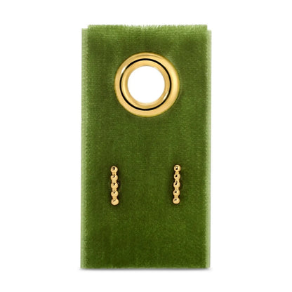 Splendid Iris, Simple Dot Bar Stud