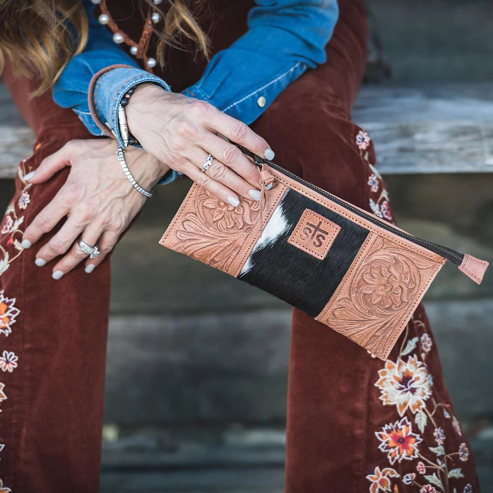 STS Yippe Kiyay Clutch